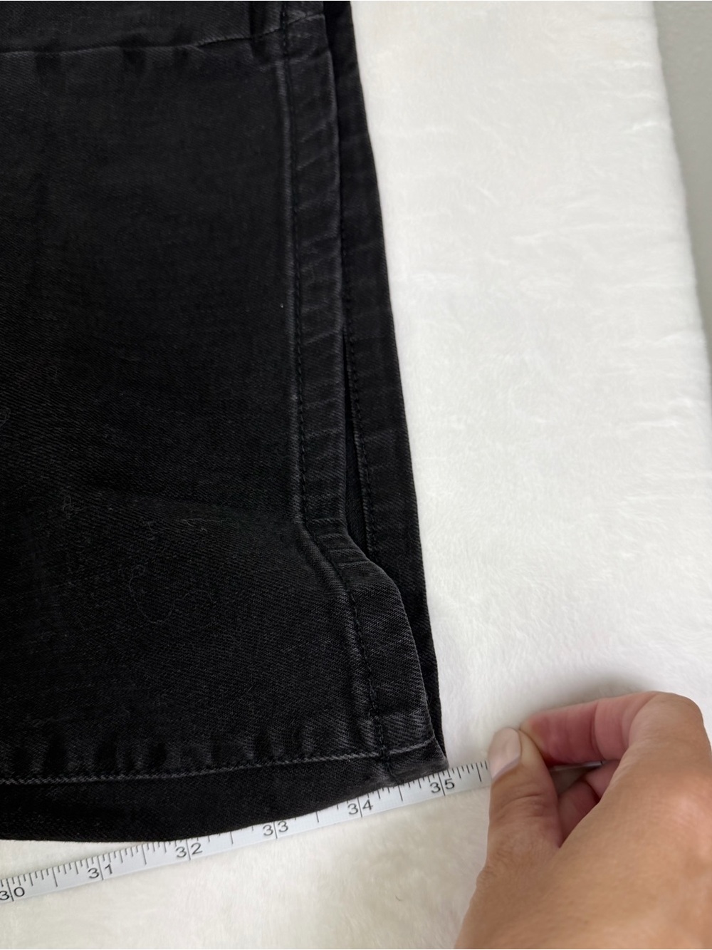 Pilcro Black Straight-Leg Jeans - Picture 5 of 5